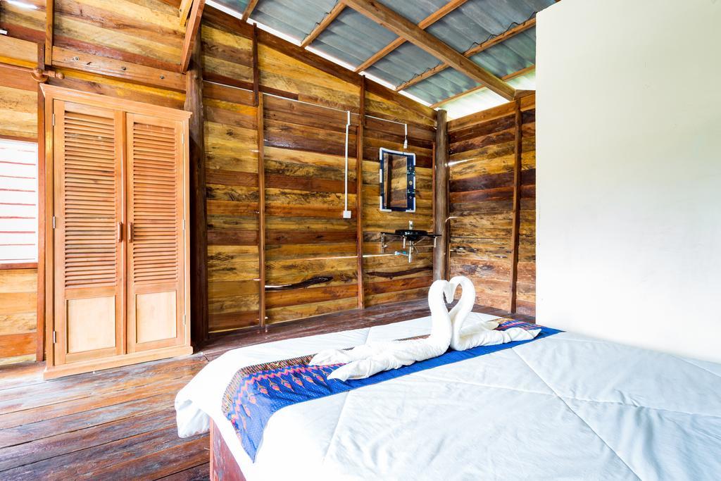 Smile Resort Kaoh Touch ภายนอก รูปภาพ